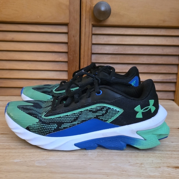 EUC Under Armour Charged Scramjet 4 Kids' Running Shoes Size 6Y - Picture 7 of 10